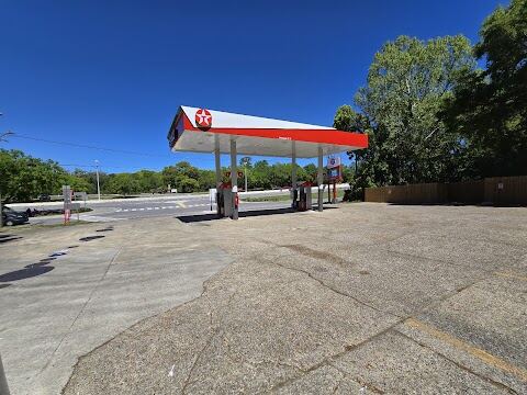 Wimbo's, Ocean Springs