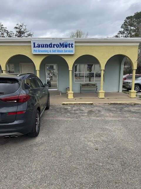 LaundroMutt, Ocean Springs
