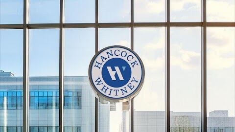 Hancock Whitney Bank, Ocean Springs