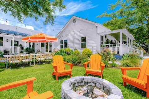 The Cypress Cottage @ The Porch Downtown, Ocean Springs