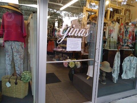 Gina's Clothing and Jewelry Boutique, Ocean Springs