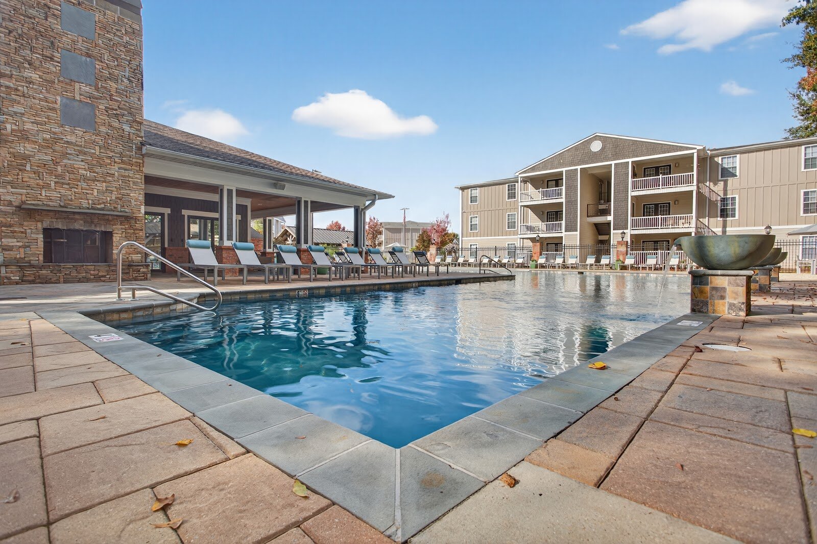 Storefront of Reserve at Gulf Hills Apartment Homes, Ocean Springs.