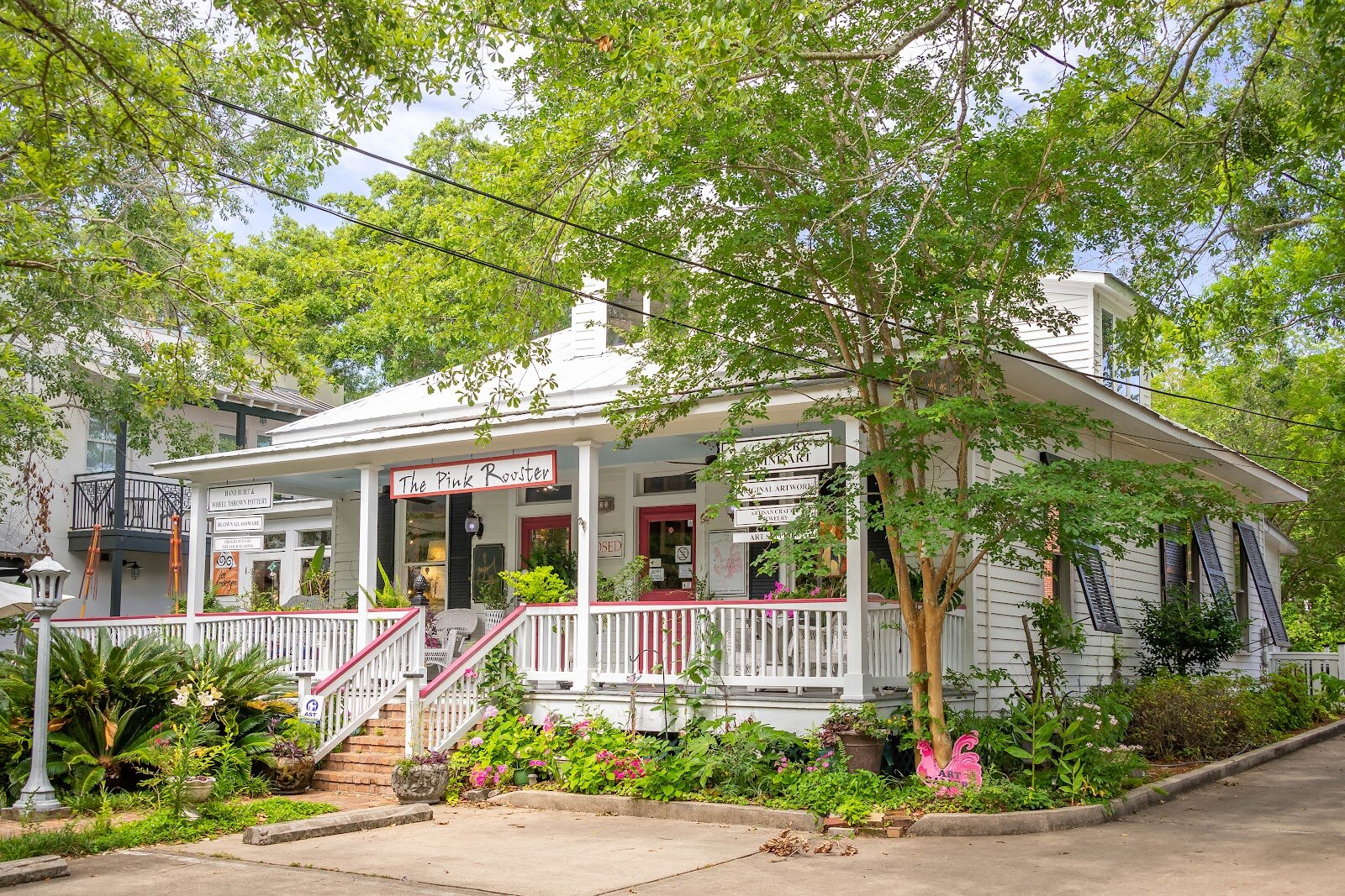 Storefront of The Pink Rooster/Gallery Garbo, Ocean Springs.