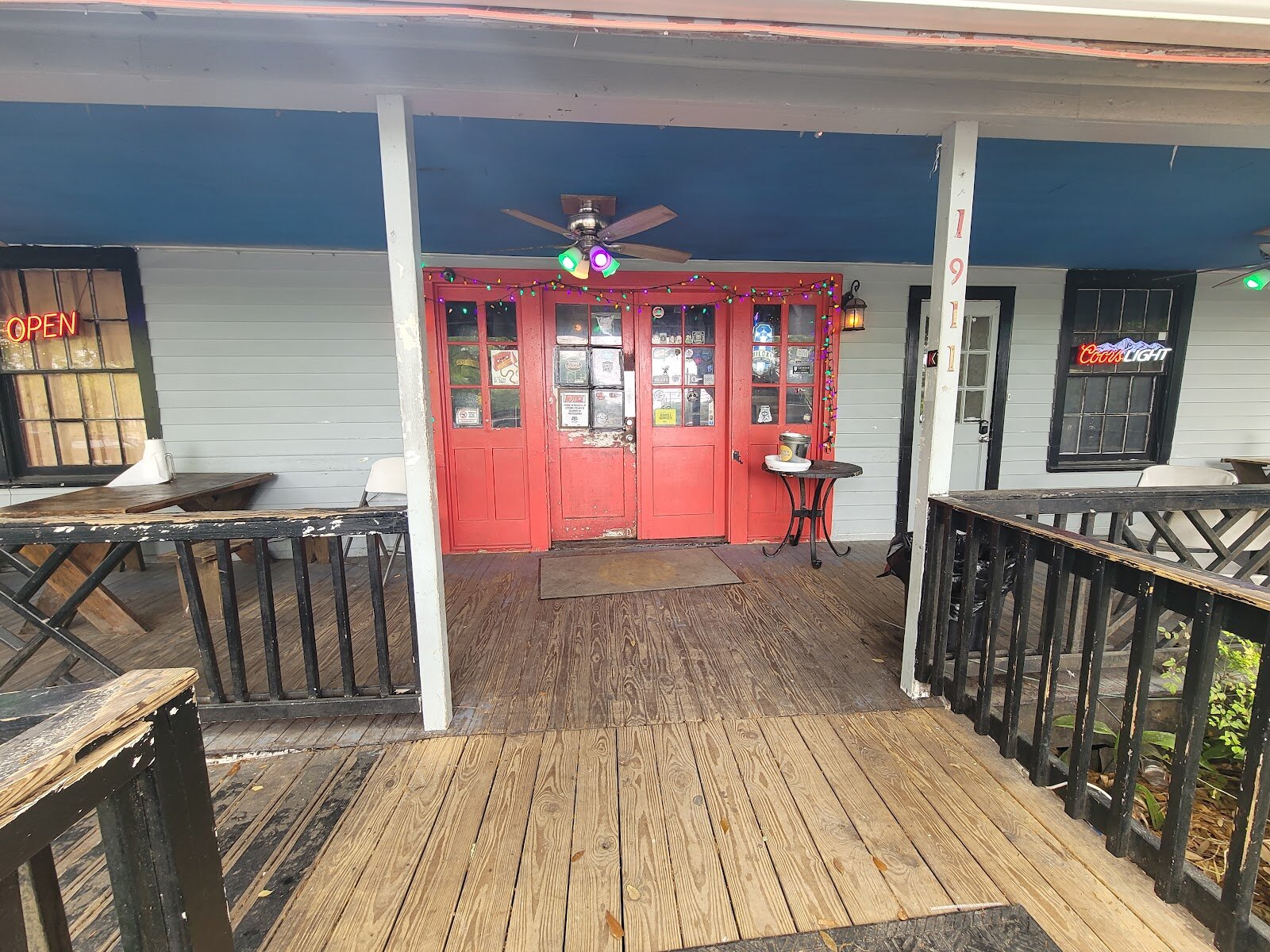 Storefront of The Juke Joint, Ocean Springs.