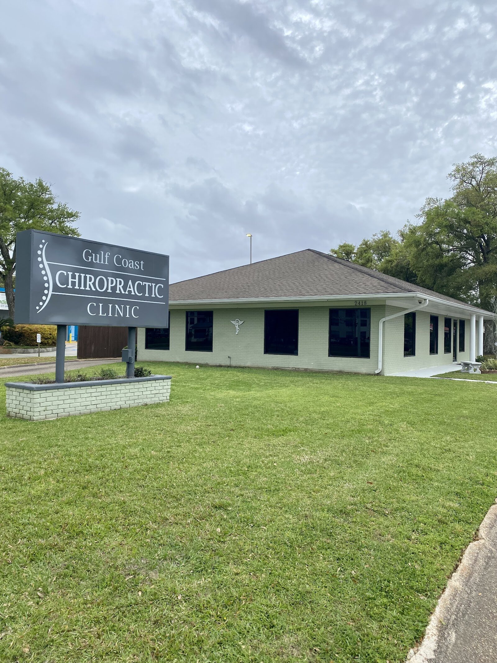 Storefront of Gulf Coast Chiropractic Clinic, Ocean Springs.
