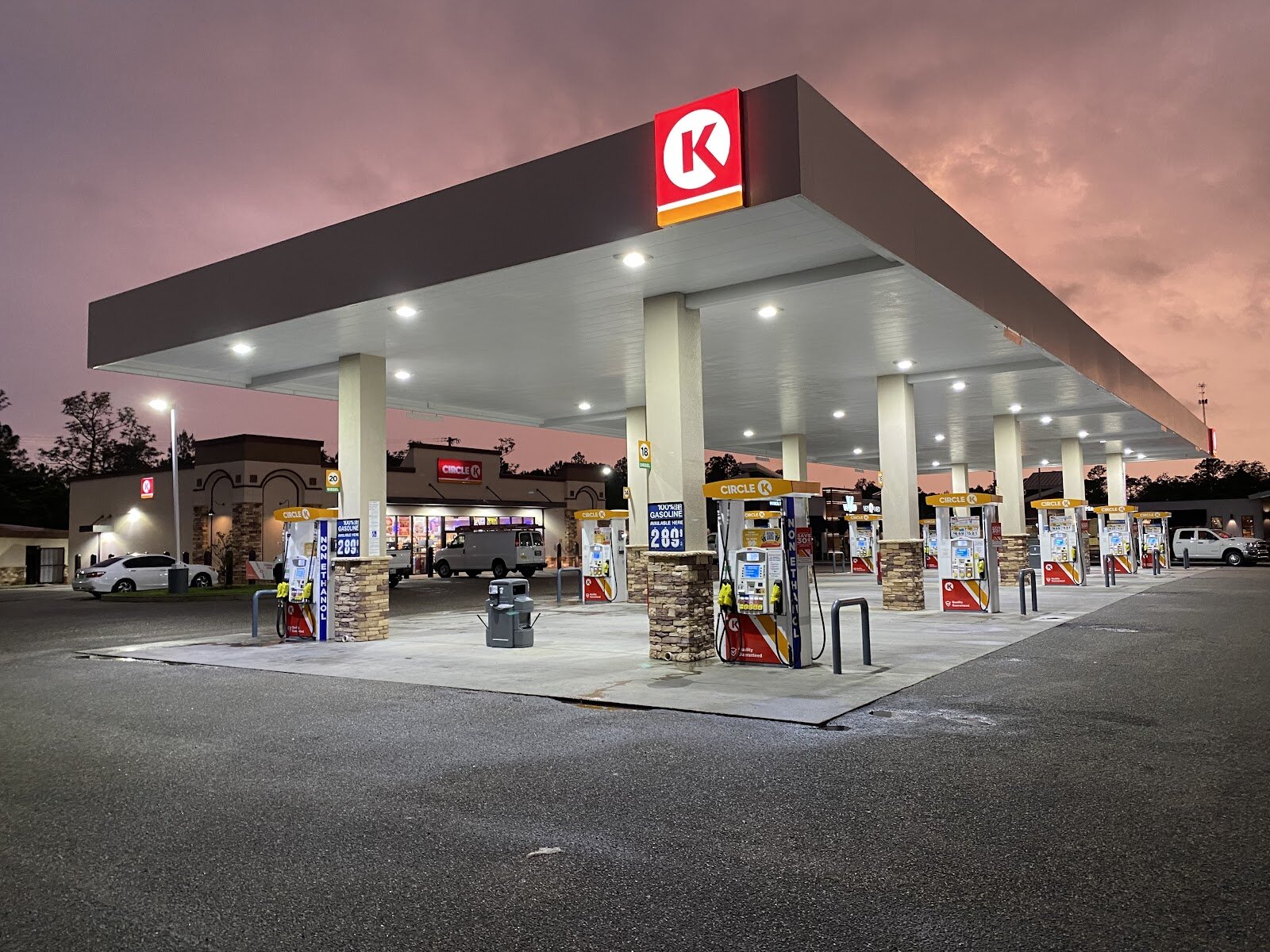 Storefront of Circle K, Ocean Springs.